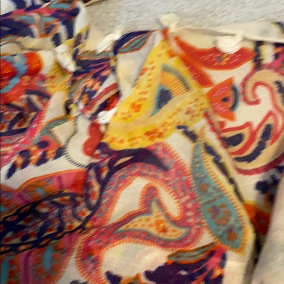 Buckle Scarf - Picture 3 of 3